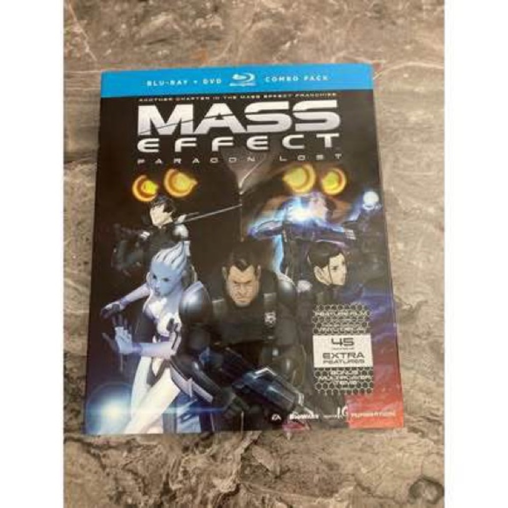 Mass Effect Paragon Lost Blu-ray DVD Combo Pack‎